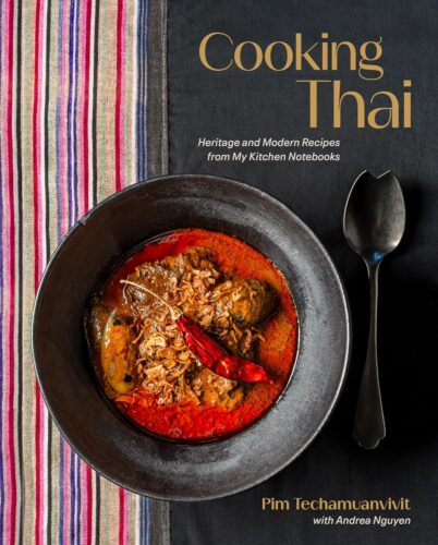 کتاب Cooking Thai: Heritage and Modern Recipes from My Kitchen Notebooks [انگلیسی]
